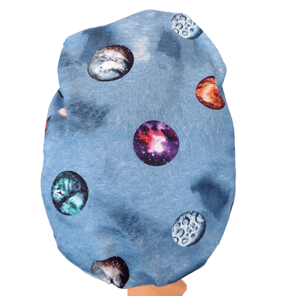 Our euro scrub cap is designed to fit snugly around your head, with a slight slouch in the back for those with medium to long hair. Made of 100% cotton fabric with small colorful planets print-Venus ,Moon, Mars, Jupiter, Mercury.-